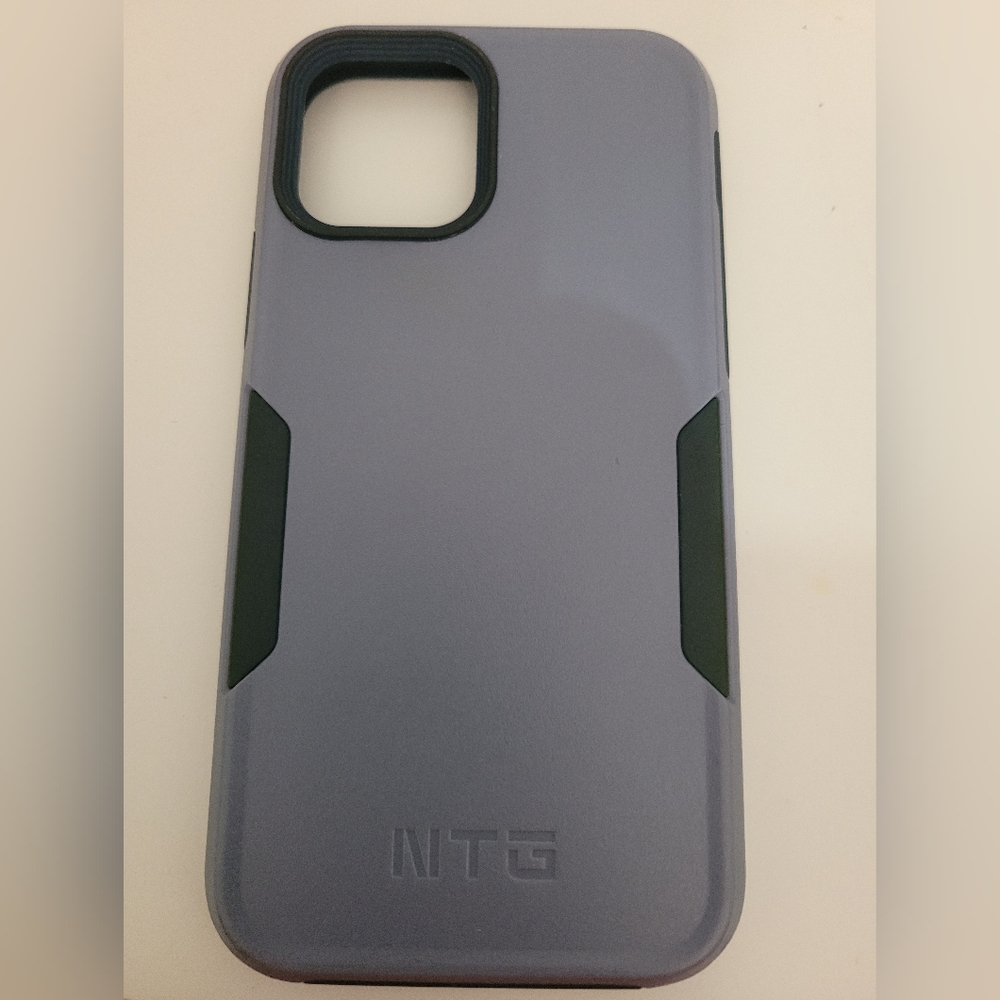 IPhone 12 Cilicone cover